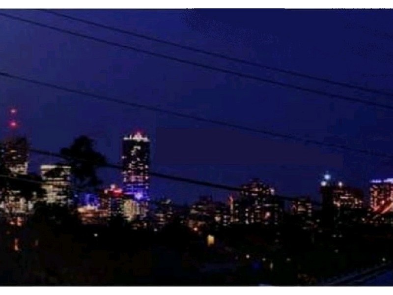 8 Meteor Street, Coorparoo QLD 4151