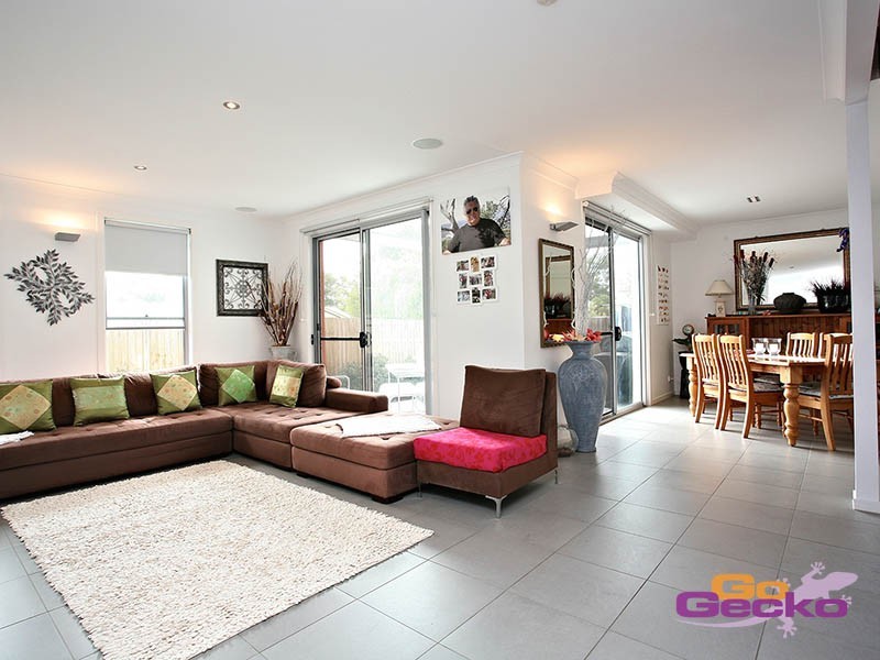 2/83 Cambridge Street, Carina Heights QLD 4152