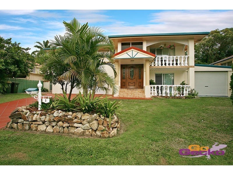 5 Eynsford Street, Carindale QLD 4152