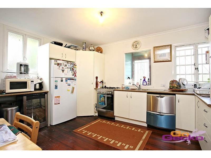 97 Pembroke Road, Coorparoo QLD 4151