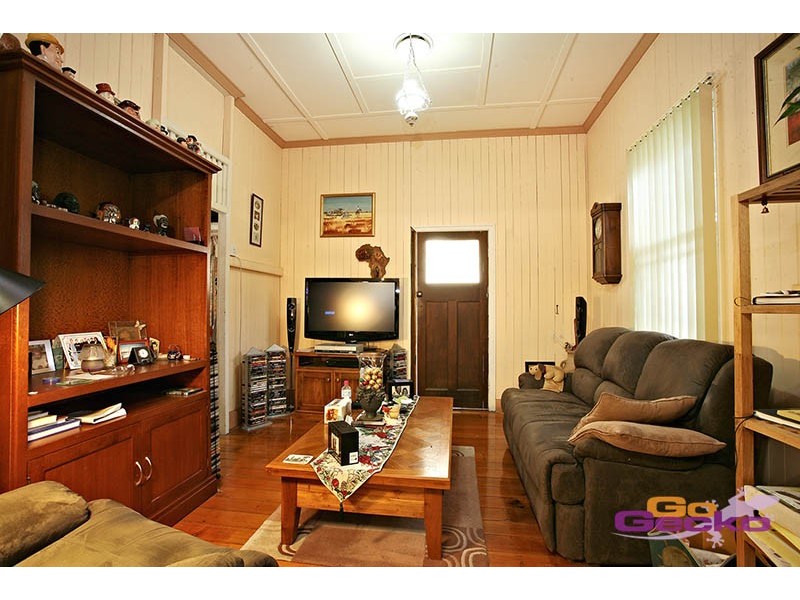 97 Pembroke Road, Coorparoo QLD 4151