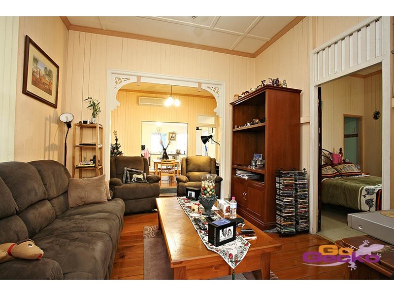 97 Pembroke Road, Coorparoo QLD 4151