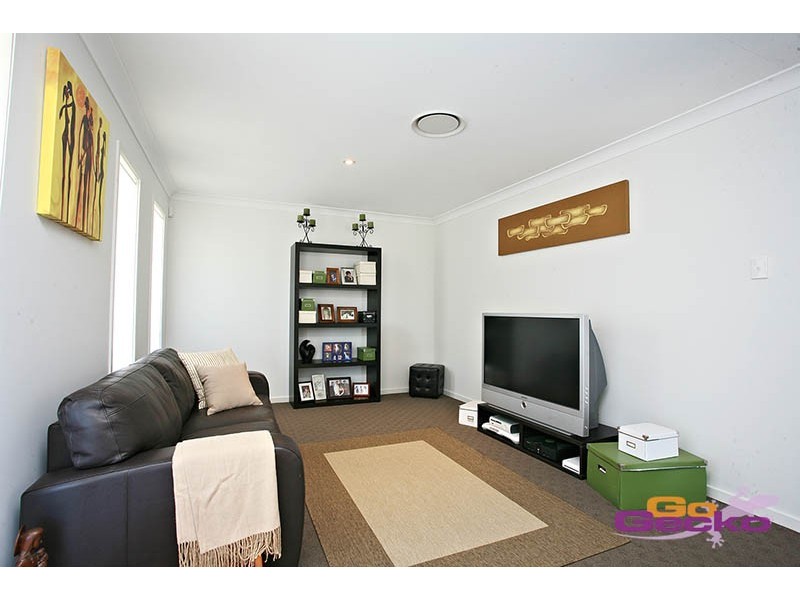 23 Taylor Place, Mackenzie QLD 4156