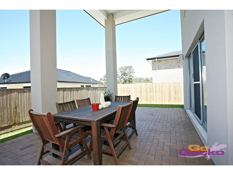 23 Taylor Place, Mackenzie QLD 4156