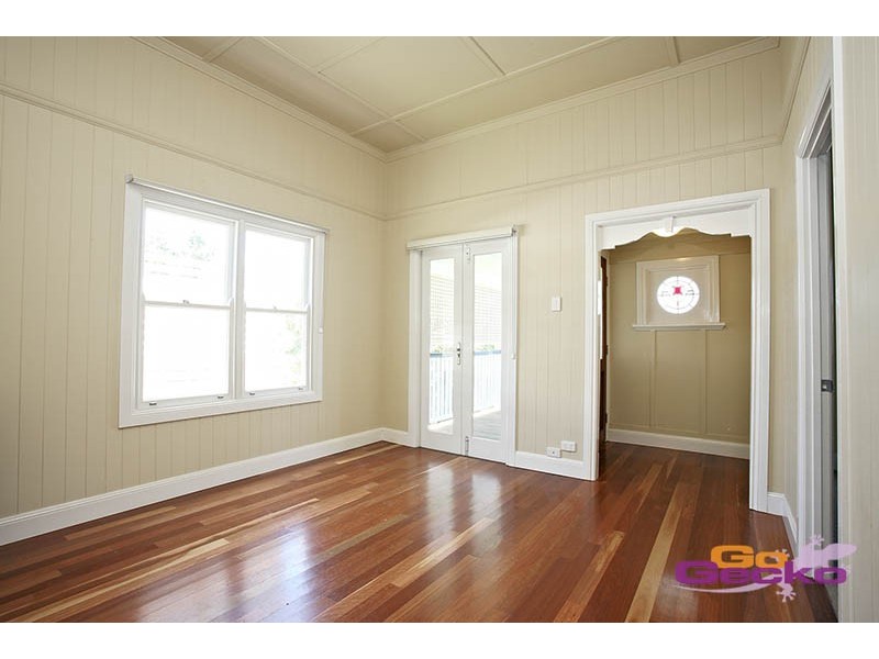 27 Geera Street, Coorparoo QLD 4151