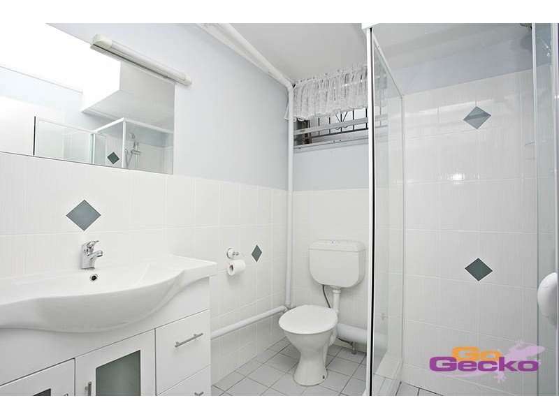 1/2 Treeby Street, Tingalpa QLD 4173