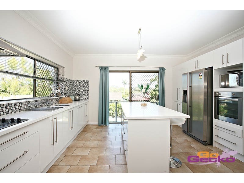 30 Bridgnorth Street, Carindale QLD 4152