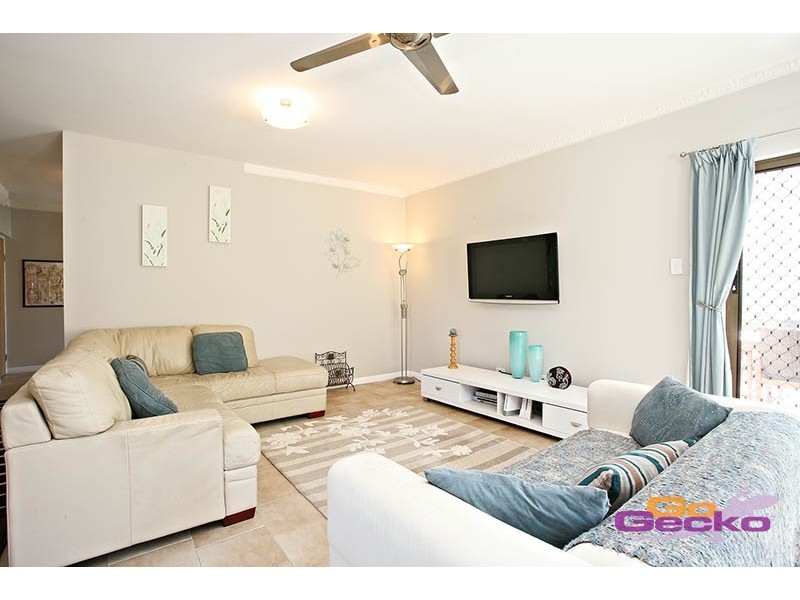 30 Bridgnorth Street, Carindale QLD 4152