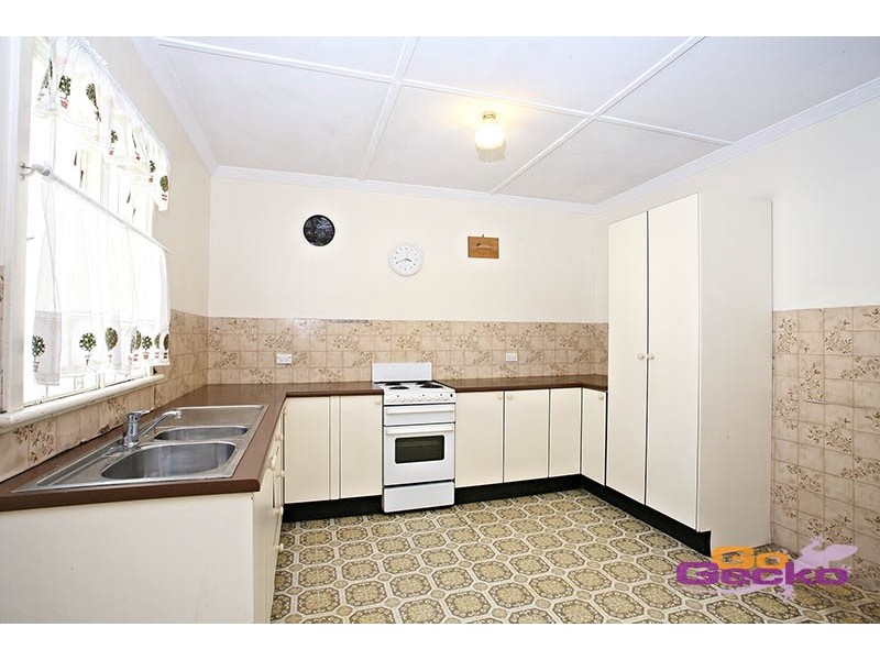 9 Vickers Street, Carina Heights QLD 4152