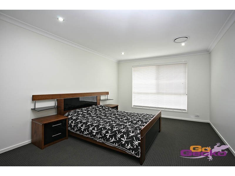 47 Cribb Road, Carindale QLD 4152