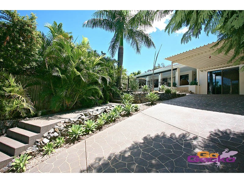 18 Majura Street, Belmont QLD 4153