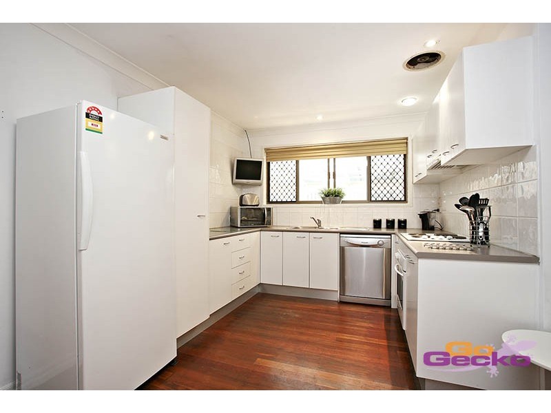 18 Majura Street, Belmont QLD 4153