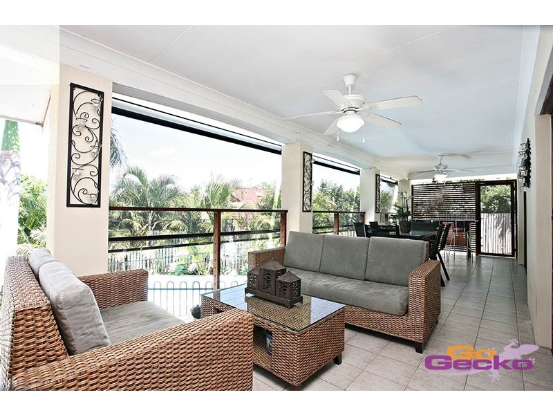 18 Majura Street, Belmont QLD 4153