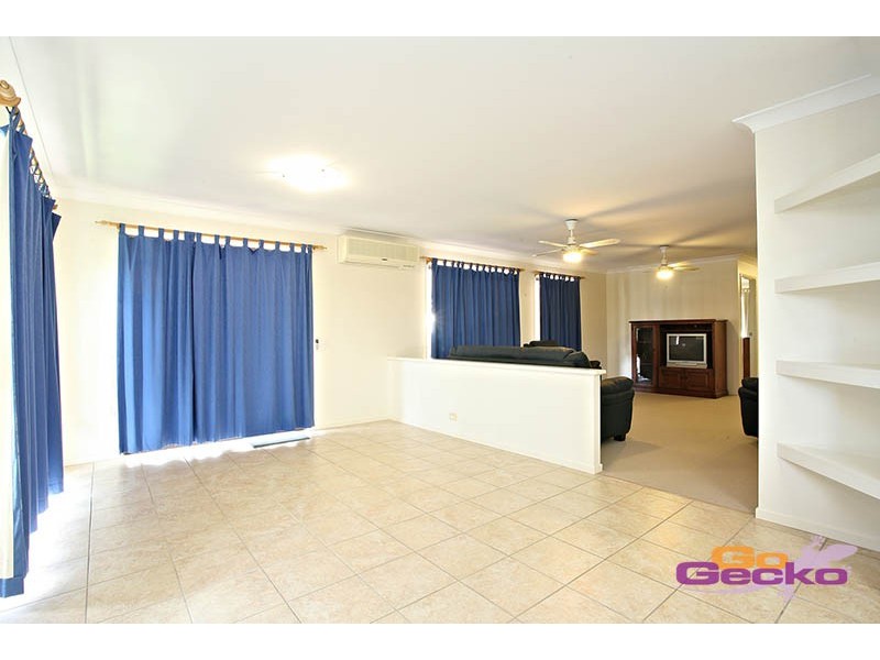 21 Cloverbrook Place, Carina QLD 4152