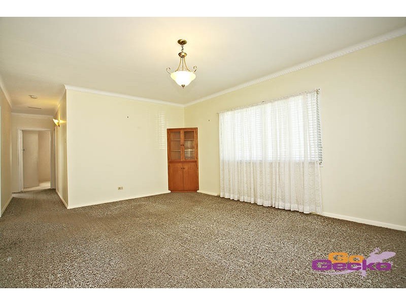 6 Bineen Street, Carina QLD 4152