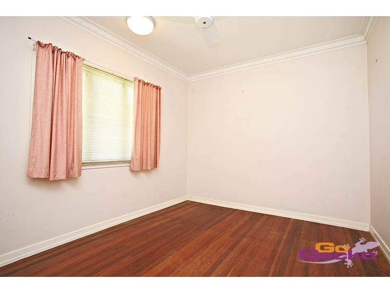 6 Bineen Street, Carina QLD 4152