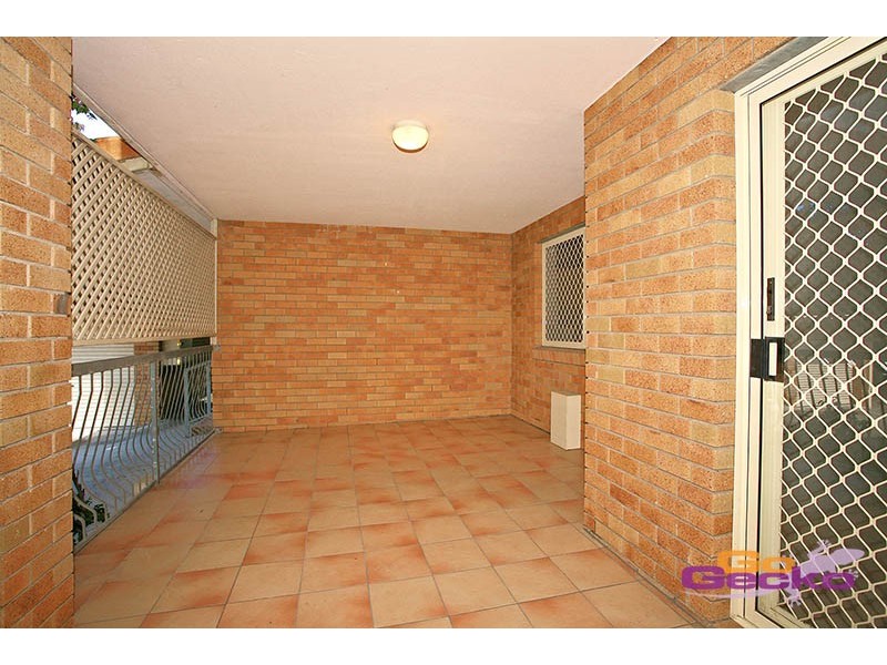 1/16 Dickenson Street, Carina QLD 4152