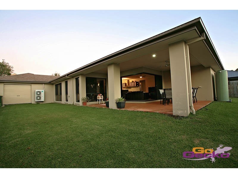 64 Brokenwood Circuit, Gumdale QLD 4154