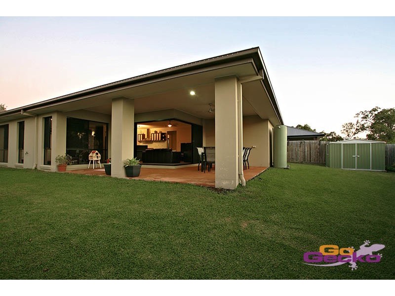 64 Brokenwood Circuit, Tingalpa QLD 4173