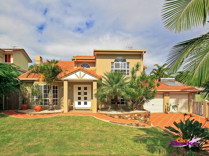 138 Kilmorey Street, Carindale QLD 4152