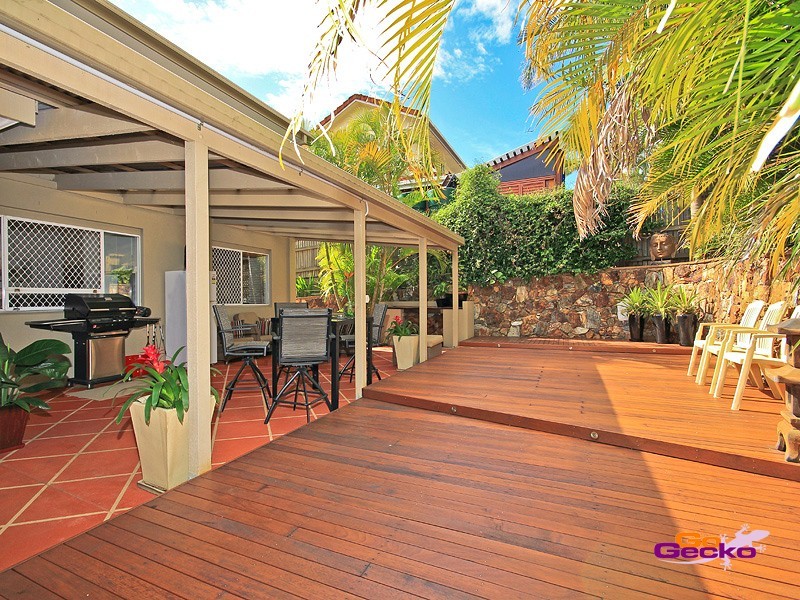 138 Kilmorey Street, Carindale QLD 4152