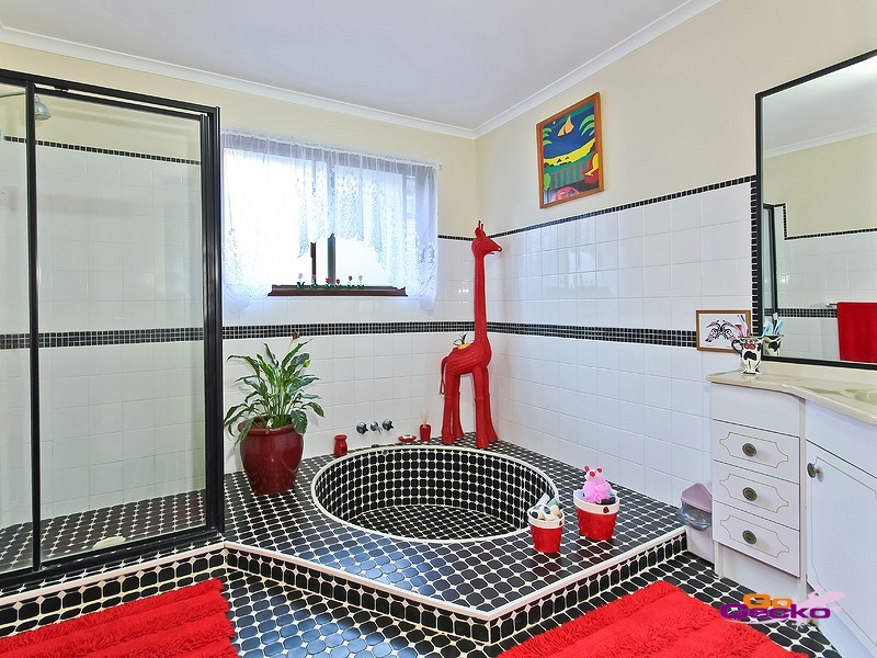 256 Gallipoli Road, Carina Heights QLD 4152