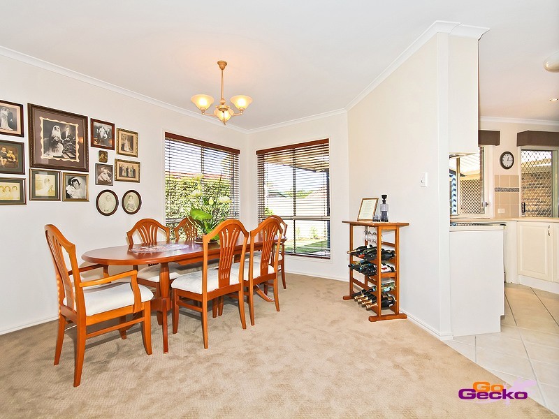 24 Gretna Street, Carindale QLD 4152
