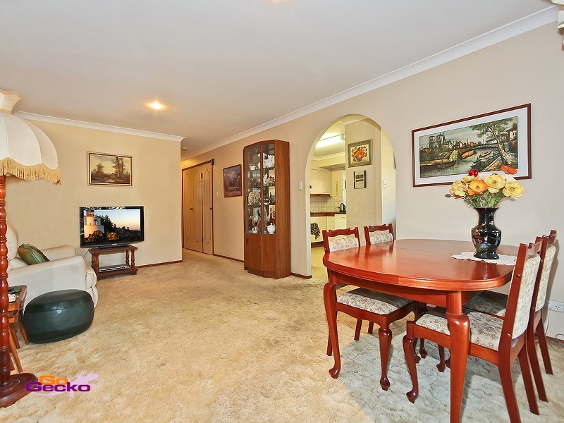 5 Nyleeta Court, Carindale QLD 4152