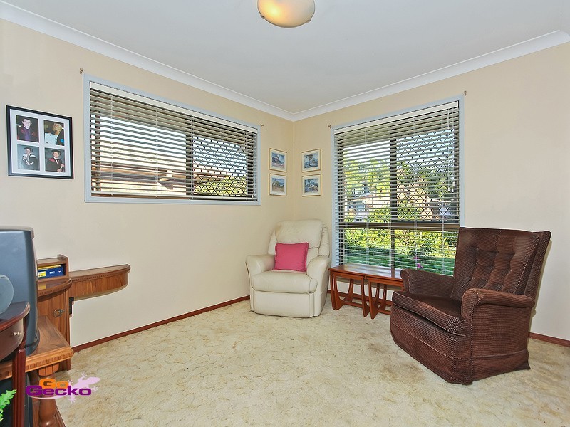 5 Nyleeta Court, Carindale QLD 4152