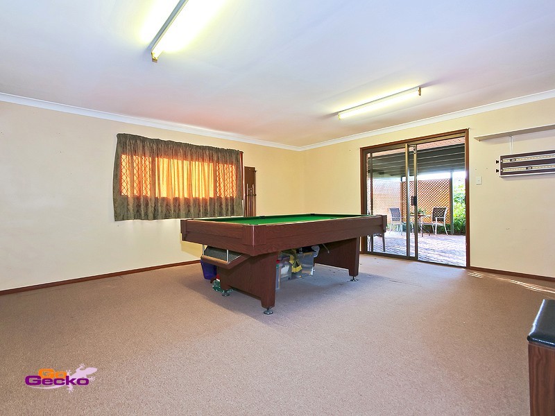 5 Nyleeta Court, Carindale QLD 4152
