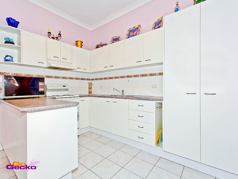 46 Plaza Street, Wynnum West QLD 4178