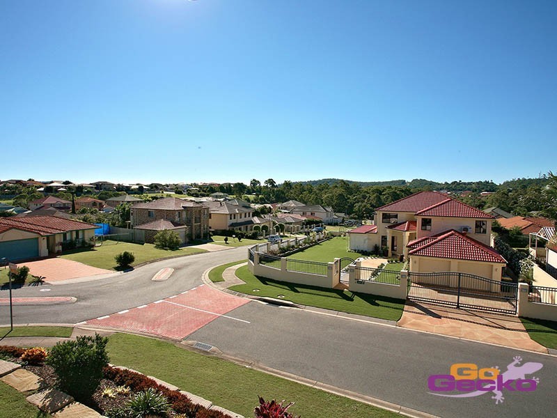 3 Juniper Place, Carindale QLD 4152