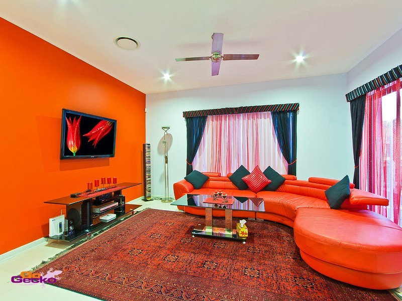 6 Hernandia Place, Mackenzie QLD 4156