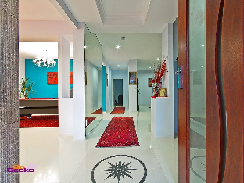 6 Hernandia Place, Mackenzie QLD 4156