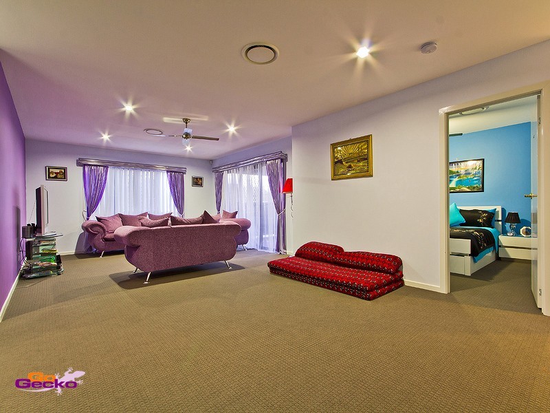 6 Hernandia Place, Mackenzie QLD 4156