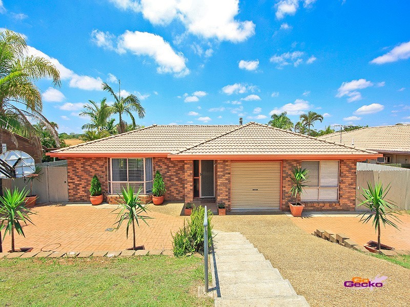 92 Radford Rd, Manly West QLD 4179