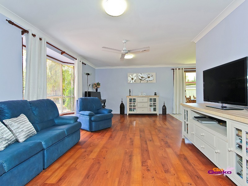 92 Radford Rd, Manly West QLD 4179
