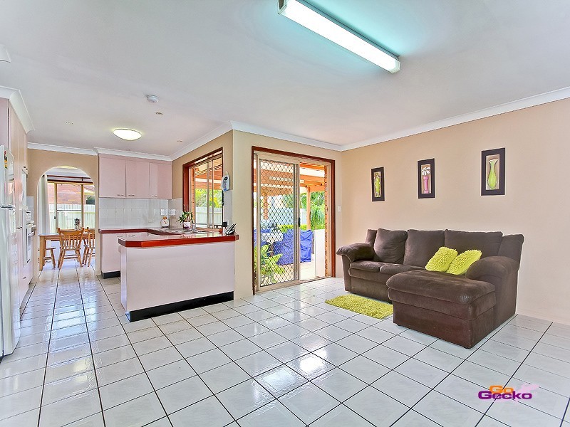 92 Radford Rd, Manly West QLD 4179