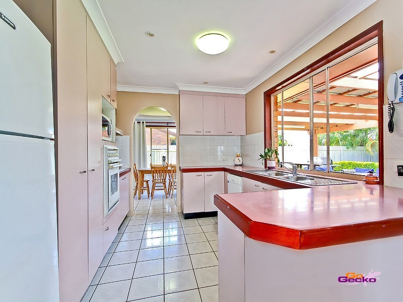 92 Radford Rd, Manly West QLD 4179