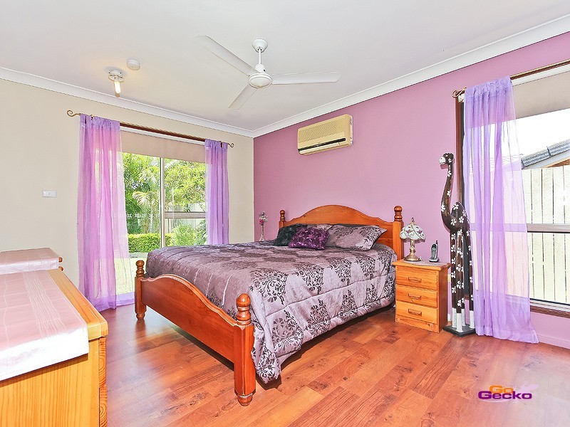 92 Radford Rd, Manly West QLD 4179