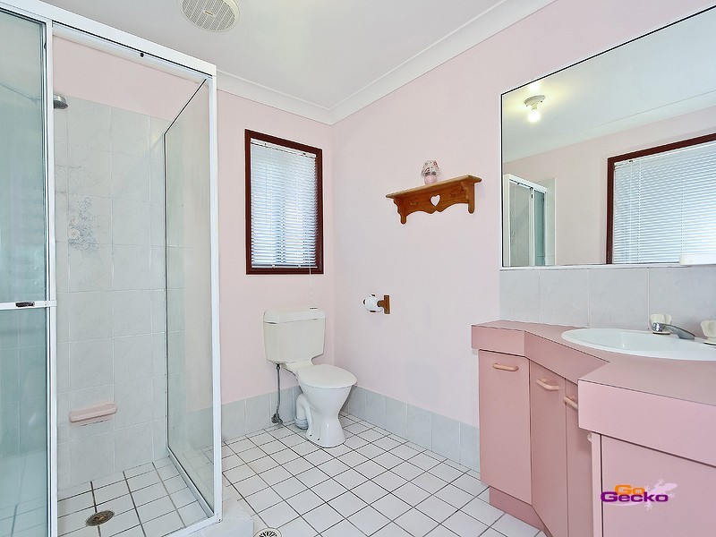 92 Radford Rd, Manly West QLD 4179