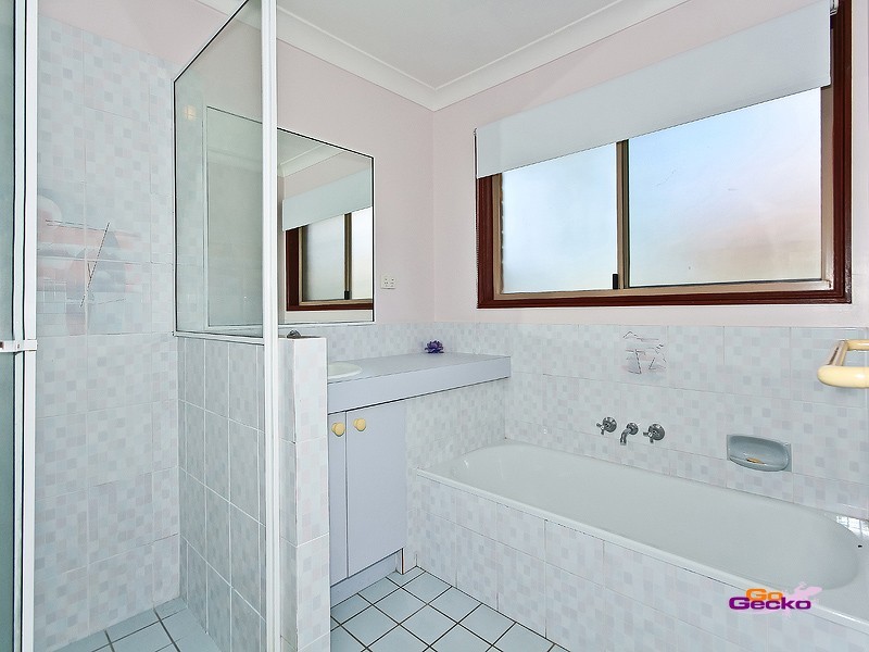 92 Radford Rd, Manly West QLD 4179