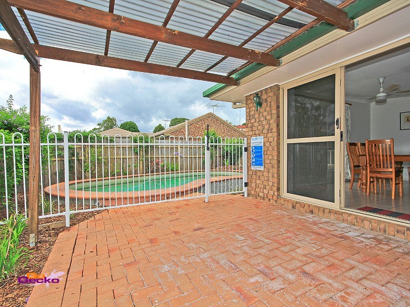 22 Gretna Street, Carindale QLD 4152