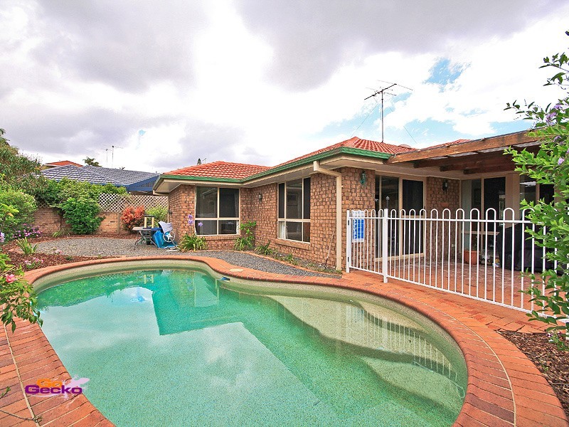 22 Gretna Street, Carindale QLD 4152