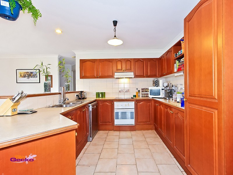 22 Gretna Street, Mansfield QLD 4122