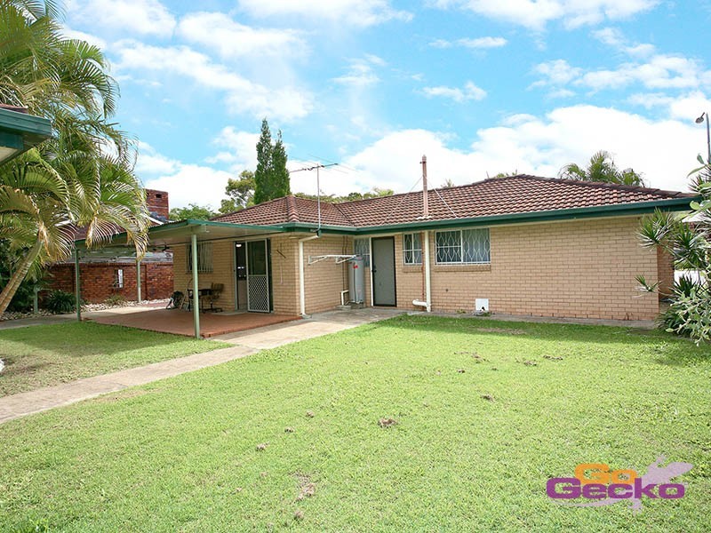 41 Meadowlands Road, Carindale QLD 4152