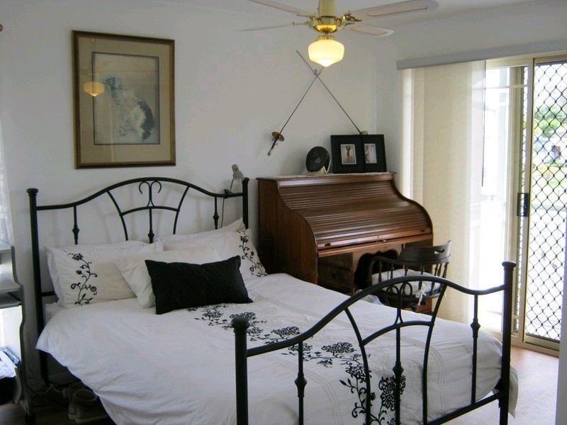 2/77 Pembroke Street, Carina QLD 4152