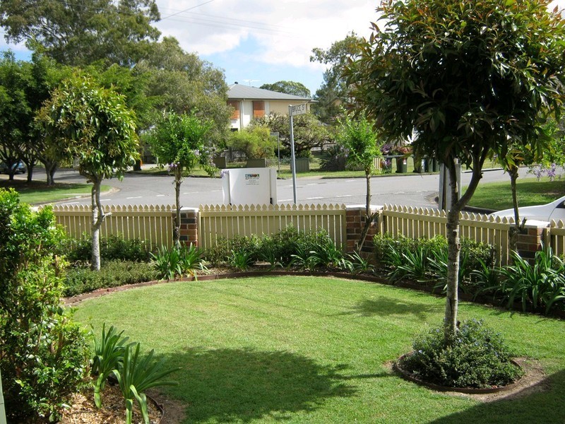 2/77 Pembroke Street, Carina QLD 4152