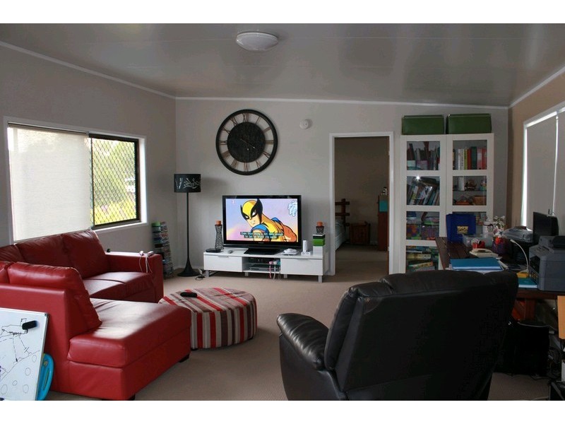 11 Pavuvu Street, Mansfield QLD 4122