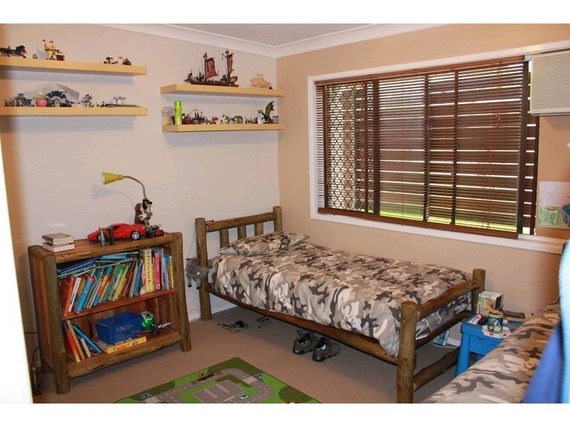 11 Pavuvu Street, Mansfield QLD 4122